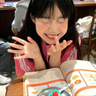 明星离婚传闻粉丝骂战升级，一夜之间内幕曝光，全网玩梗
